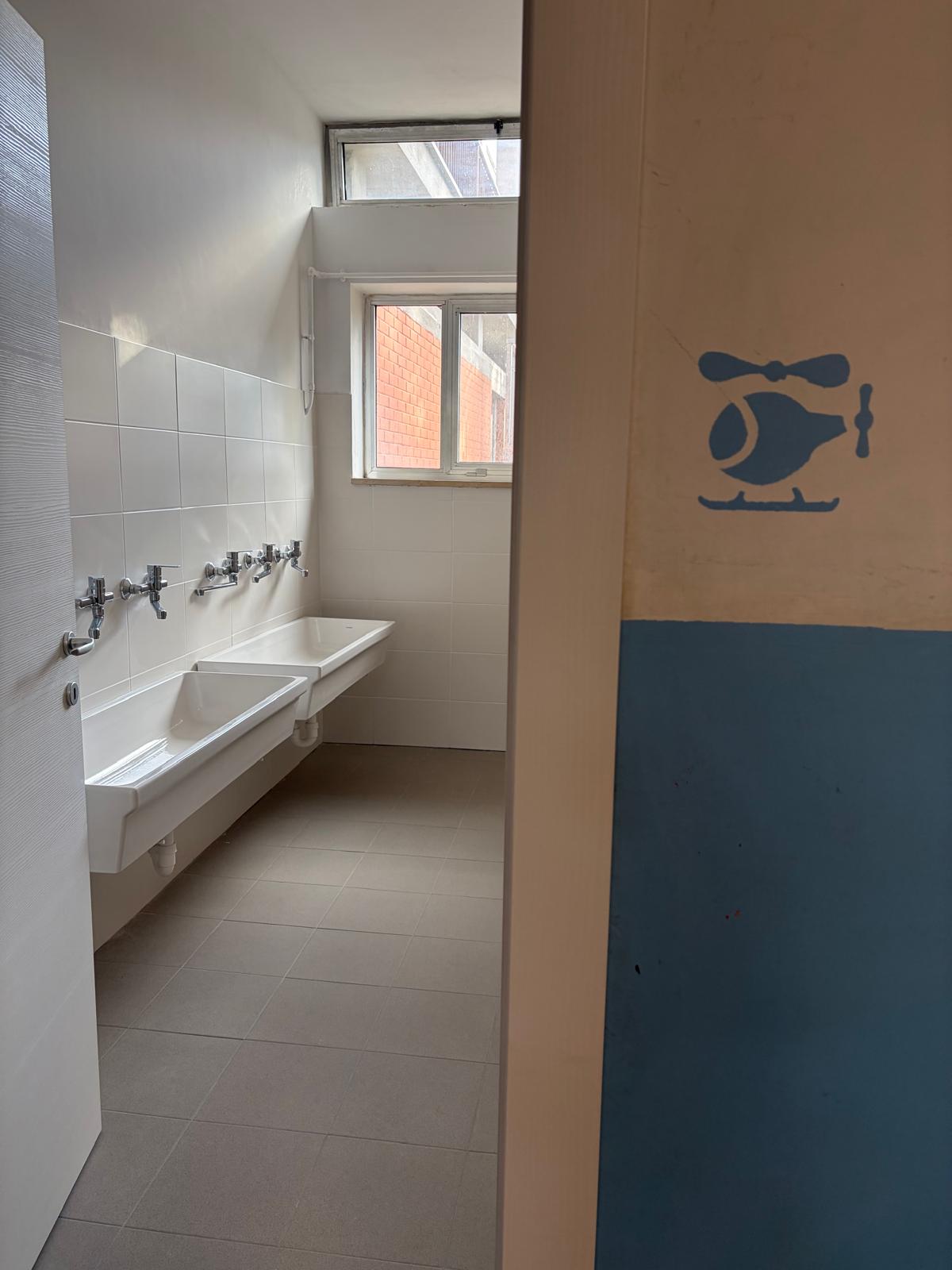 Rifacimento bagni scuola primaria